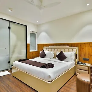 Hotel Clay Hotels, Paschim Vihar, Delhi (National Capital Territory of India)