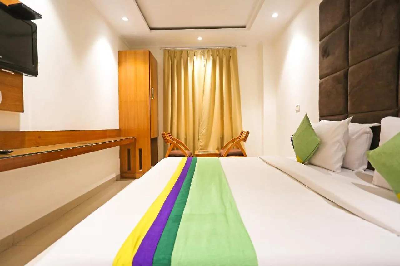 Hotel Fortuner Karol Bagh Just 1 Km From New Delhi Railway Station