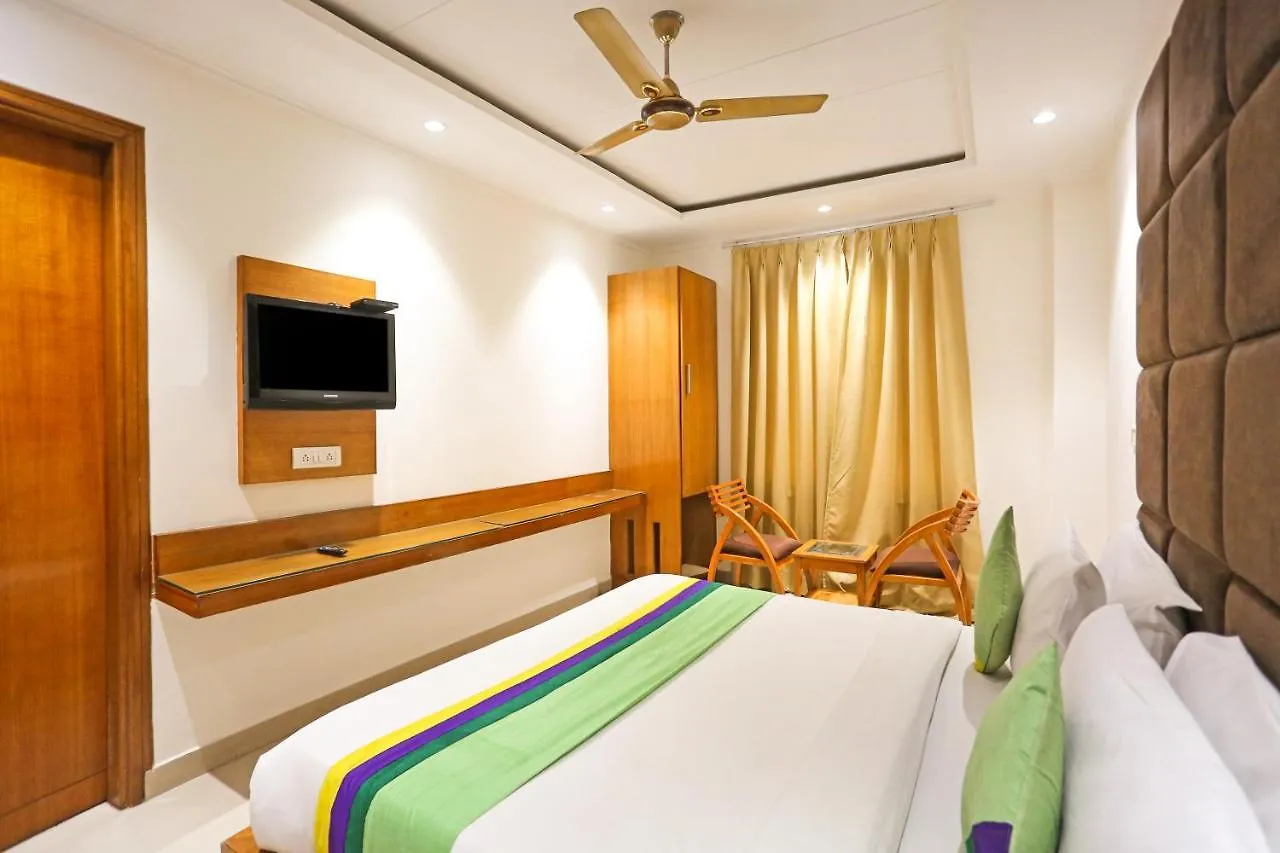 Hotel Fortuner Karol Bagh Just 1 Km From New Delhi Railway Station 4*, Delhi (National Capital Territory of India) India