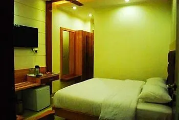 Hotel Fortuner Karol Bagh Just 1 Km From New Delhi Railway Station 4*, Delhi (National Capital Territory of India) India